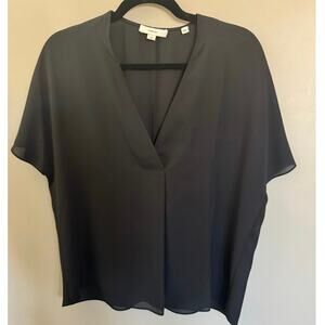 NWOT Women’s Vince V-Neck Blouse in Black SZ S
